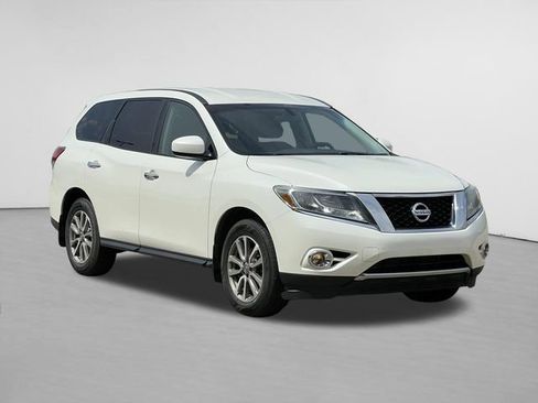 Used 2015 Nissan Pathfinder S AWD/4WD image 1
