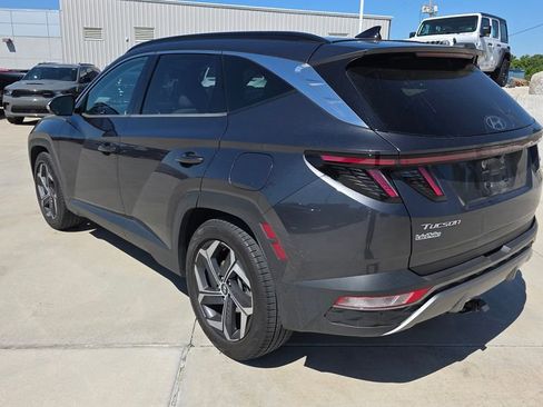 Used 2022 Hyundai Tucson Limited FWD image 3