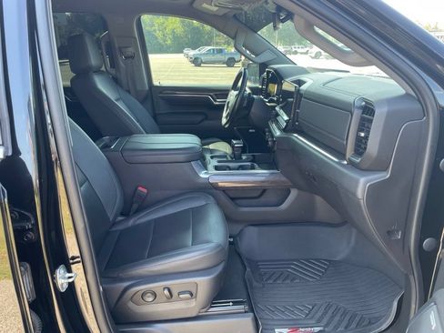 Used 2023 Chevrolet Silverado 1500 LTZ w/ Z71 Off-Road Package AWD/4WD image 36