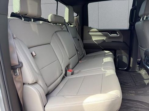 Used 2025 GMC Sierra 1500 SLT w/ SLT Premium Package image 19