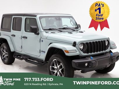 Used 2024 Jeep Wrangler Unlimited w/ Convenience Group