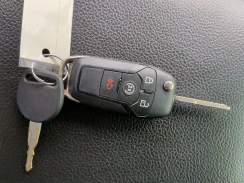 Used 2017 Ford F350 Lariat w/ Chrome Package image 44