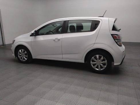 Used 2020 Chevrolet Sonic LT image 3