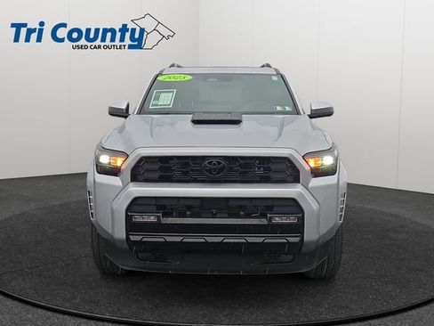 Certified 2025 Toyota 4Runner TRD Sport Premium AWD/4WD image 2