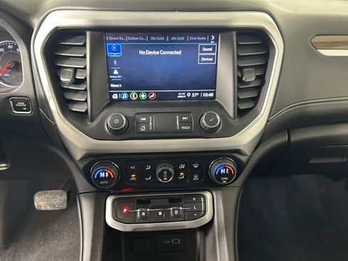 Used 2023 GMC Acadia SLE image 22