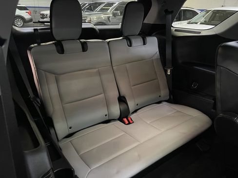 Certified 2021 Ford Explorer XLT w/ Equipment Group 202A image 17