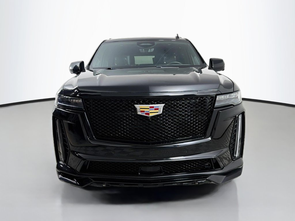 Used 2023 Cadillac Escalade V AWD/4WD image 2