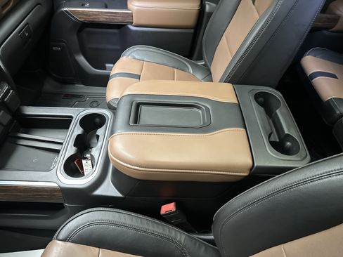 Used 2020 Chevrolet Silverado 2500 High Country image 49