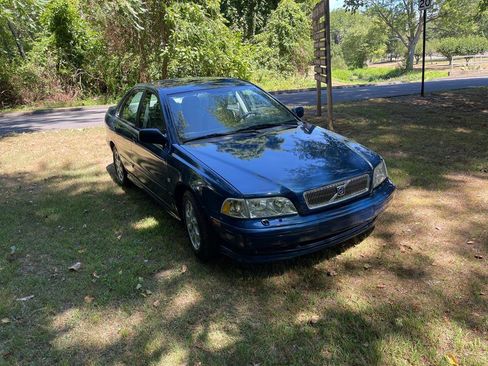 Used 2000 Volvo S40 image 2