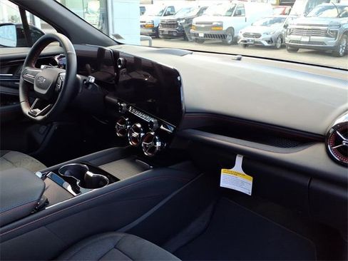 Used 2025 Chevrolet Blazer EV RS image 18