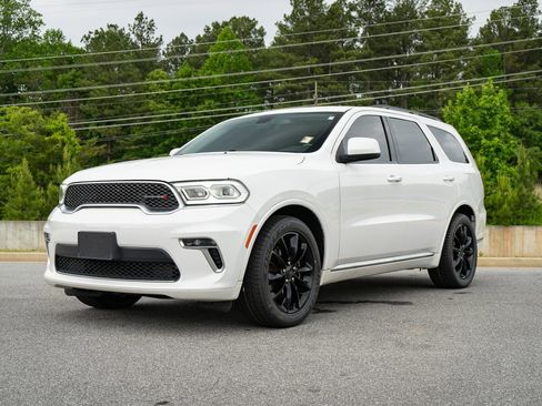 Used 2021 Dodge Durango SXT RWD image 3