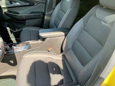 Certified 2023 Chevrolet TrailBlazer RS w/ Convenience Package AWD/4WD image 18
