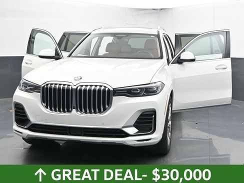 Used 2022 BMW X7 xDrive40i w/ Executive Package image 54