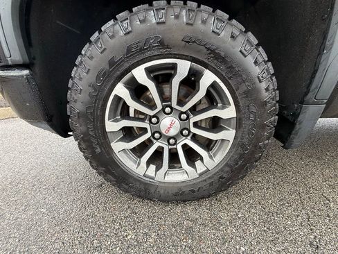 Used 2021 GMC Sierra 1500 AT4 w/ AT4 Value Package image 36