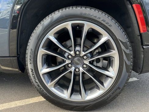 Used 2024 Jeep Wagoneer Series III w/ Premium Group I image 32