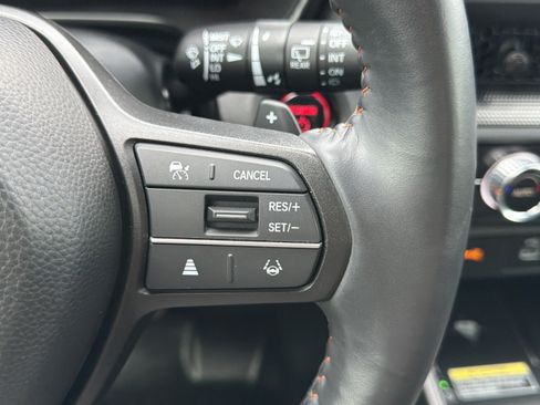 Used 2025 Honda CR-V Sport-L image 16