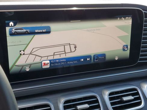 Used 2025 Mercedes-Benz GLS 450 GLS 450 image 17