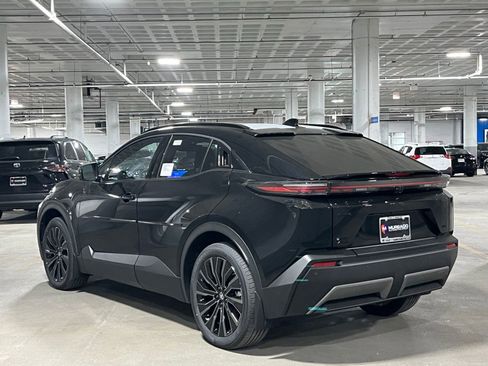 New 2026 Toyota C-HR AWD/4WD image 7