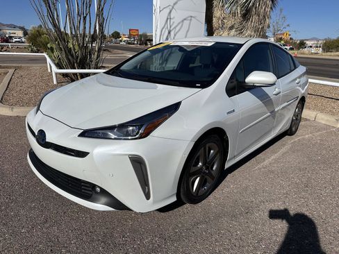 Used 2022 Toyota Prius Limited image 1