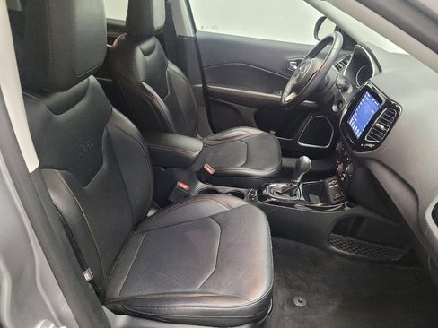 Used 2019 Jeep Compass Limited image 21