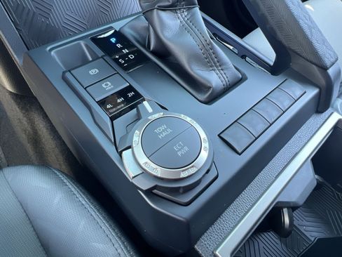 New 2025 Toyota Tacoma SR5 AWD/4WD image 30