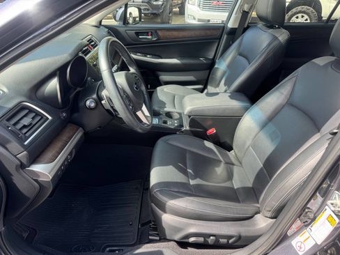 Used 2015 Subaru Outback 3.6R Limited image 8