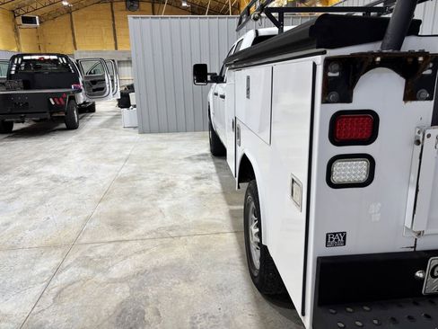 Used 2016 Chevrolet Silverado 2500 W/T w/ WT Fleet Convenience Package image 9