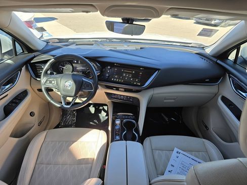 Used 2022 Buick Envision Avenir w/ Technology Package II image 27