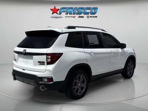 Used 2024 Honda Passport TrailSport image 5