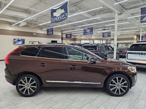 Used 2015 Volvo XC60 T5 Premier FWD image 5