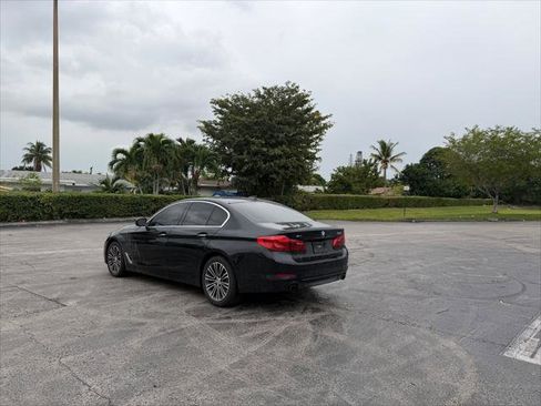 Used 2017 BMW 530i xDrive 530I XDRIVE image 4
