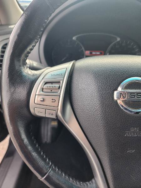 Used 2013 Nissan Altima 2.5 SL FWD image 20