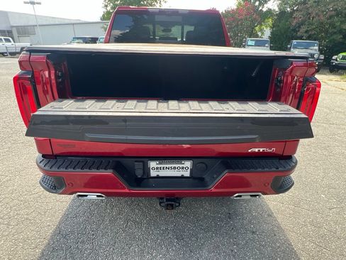 Used 2023 GMC Sierra 1500 AT4 w/ AT4 Premium Package AWD/4WD image 5