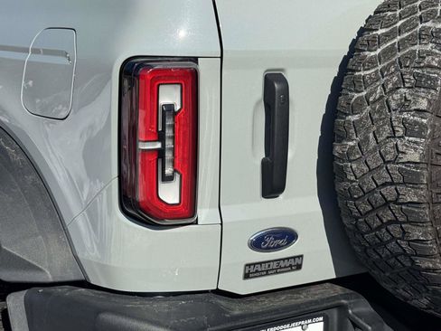 Used 2022 Ford Bronco Wildtrak AWD/4WD image 7