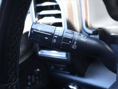 Used 2021 Ford Expedition Max Limited AWD/4WD image 16