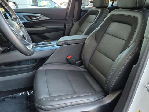 Used 2024 Chevrolet Equinox EV LT FWD image 22