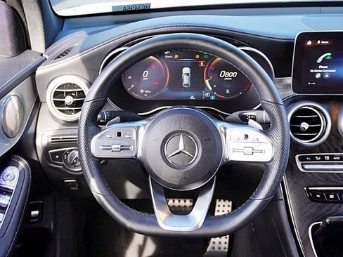 Used 2023 Mercedes-Benz GLC 300 4MATIC Coupe image 21
