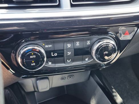 New 2026 Chevrolet Trax RS w/ Driver Confidence Package FWD image 20