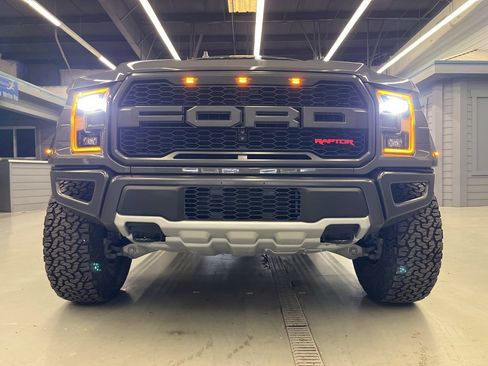 Used 2020 Ford F150 Raptor w/ Equipment Group 802A Luxury image 3