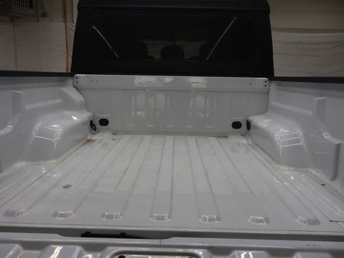 Used 2022 Jeep Gladiator Sport AWD/4WD image 14