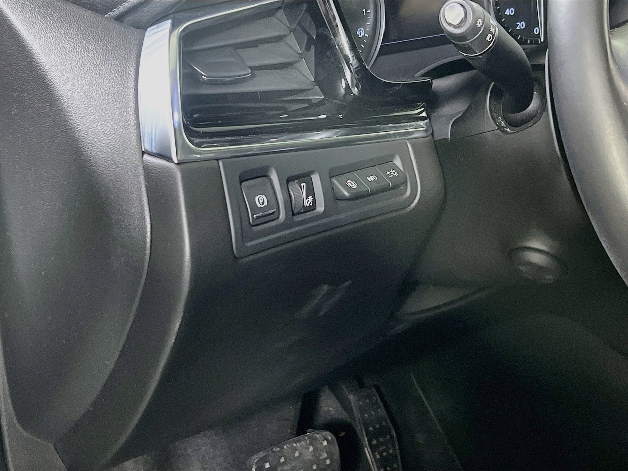 Used 2020 Cadillac XT6 Premium Luxury AWD/4WD image 10