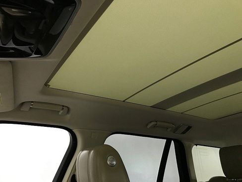 Used 2014 Land Rover Range Rover Supercharged AWD/4WD image 24