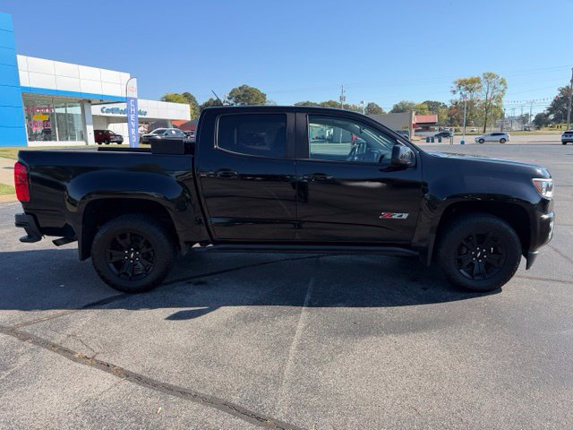Used 2018 Chevrolet Colorado Z71 w/ Z71 Midnight Edition AWD/4WD image 13