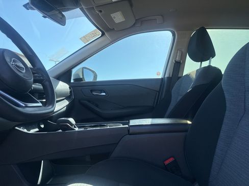 Certified 2023 Nissan Rogue SV image 35