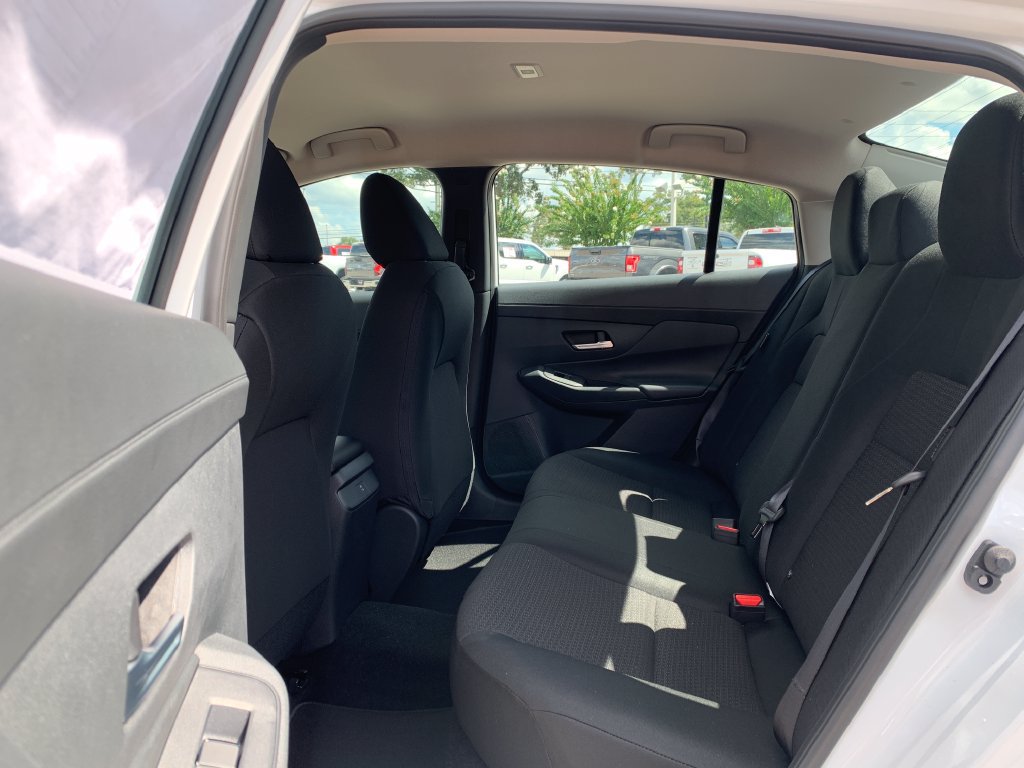 New 2027 Nissan Sentra SV FWD image 19