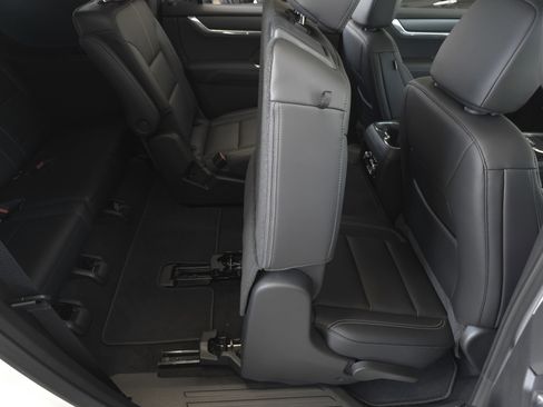 New 2026 GMC Yukon XL Denali w/ Denali Reserve Package AWD/4WD image 41