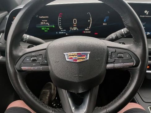 Used 2024 Cadillac XT4 Premium Luxury image 26