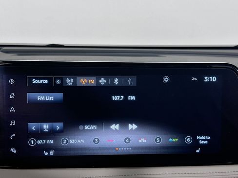 Used 2023 Nissan Ariya FWD image 21