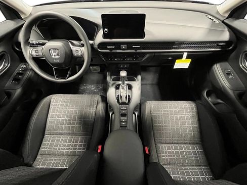 New 2026 Honda HR-V LX image 18