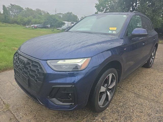 Used 2024 Audi Q5 2.0T Premium Plus w/ Premium Plus Package AWD/4WD image 15